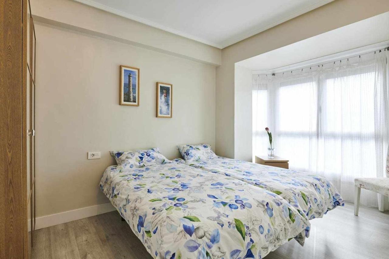 Апартаменти Apartamento Marina De Pasaia Екстер'єр фото